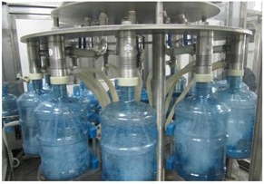 5加仑桶水灌装生产线